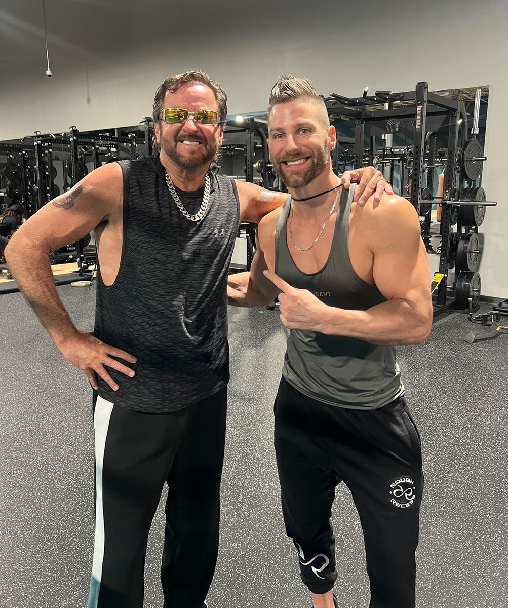 TimMcComsey's tweet photo. Take a glance at my amazing @trymfit clients! #trymfit #trainer #dietitian https://t.co/Dv9FFRyVyZ