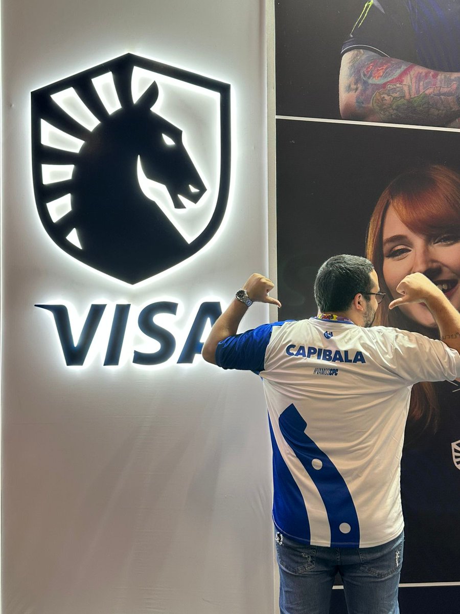 CapiBala_CS's tweet photo. @CurralzinhoCPC e suas mulas presentes na @CCXPoficial visitando o stand da nossa prima gringa @TeamLiquidBR

#VaiCPC https://t.co/OIscPESGdA