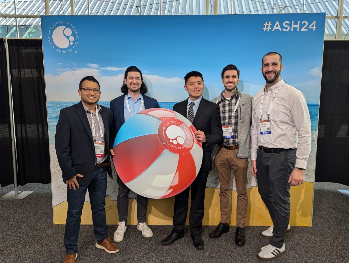 marthamims's tweet image. Looks like much too much fun at ASH- BCM fellows and a Grad!!
