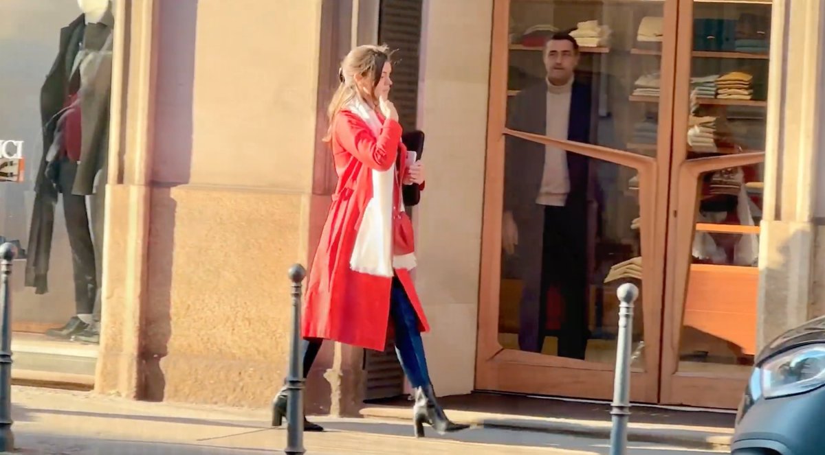 nori_miya's tweet photo. 🍕WINTER 2025❄️MILAN STREET FASHION 🇮🇹STYLISH &amp; EXPENSIVE WINTER OUTFITS #vanityfair #milanstreetstyle https://t.co/U4PTj27QoN https://t.co/4yV6E6Mfqr