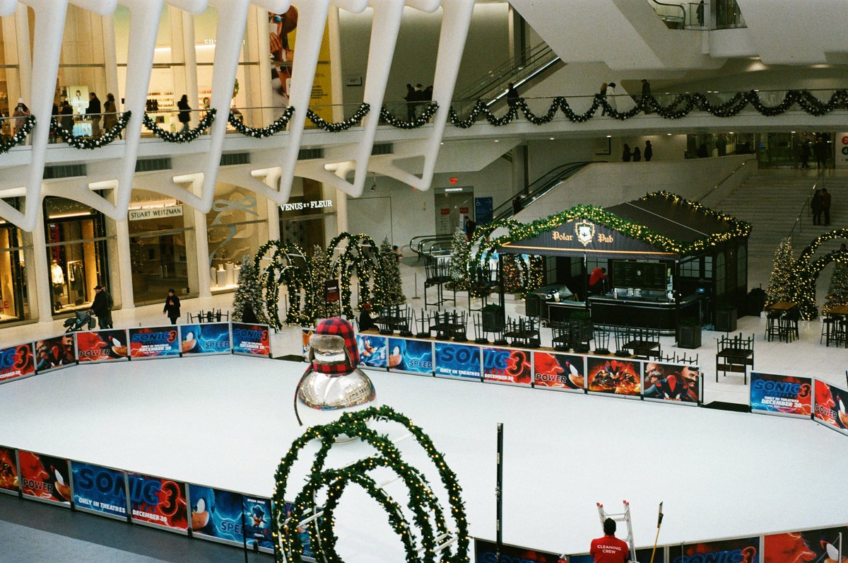 MilesFoxxo's tweet photo. World Trade Center, Christmas 2024 https://t.co/8EciF3ry1a