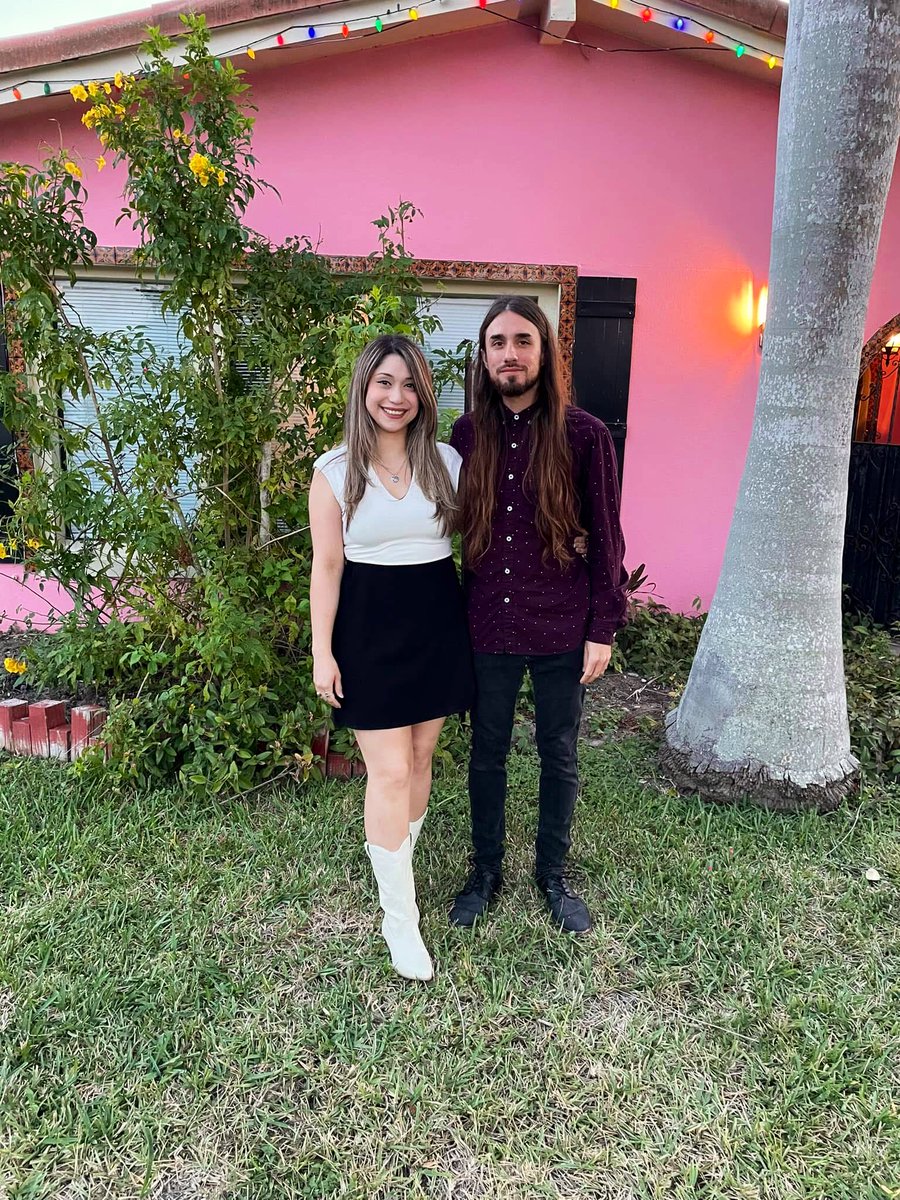 AnthonyvanAtten's tweet photo. today i complete 2 years sober off drugs and alcohol. 

i could not have done it without this beautiful woman by my side, for her believing in me even when i was most difficult to believe in and at my worst. 

this as a win for me, my relationship, and my family.

god is good. https://t.co/ZowmFll1AH