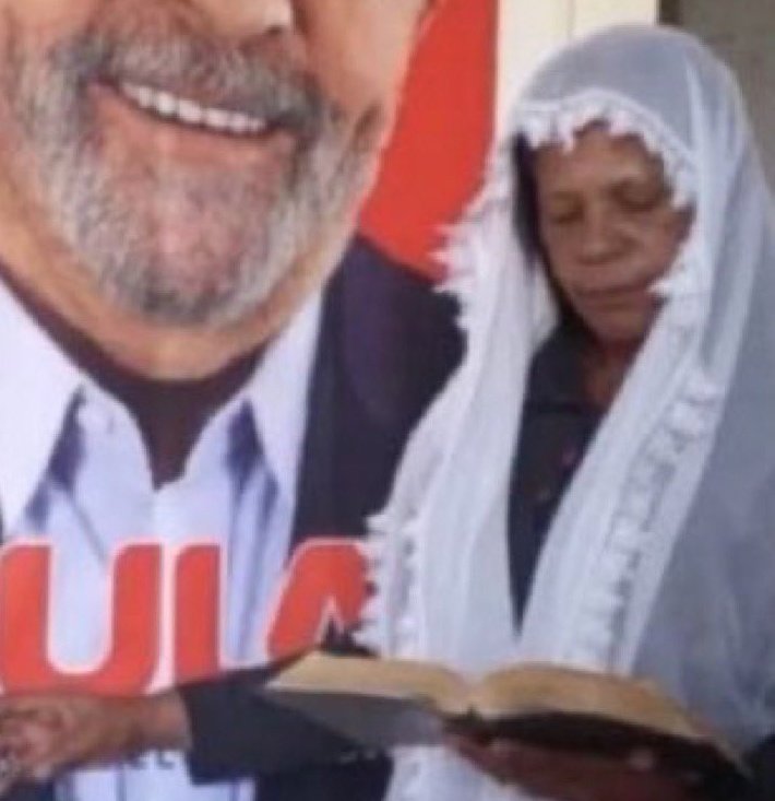 papai noel: Oxe qm foi q pediu yuri alberto ficar no corinthians nessa carta kkkk
eu escrevendo: