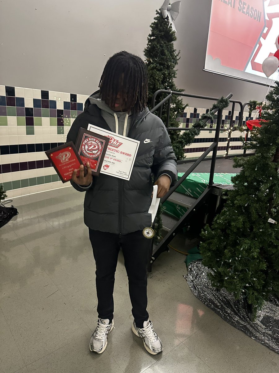 Dammy Adeoba (@adeobadammy) on Twitter photo Blessed to have made
All-County First Team
All-Conference First Team
Defensive Box Player of The Year
Hatchet Club Player Award
<a href="/coach_brevard/">MBrevard</a> <a href="/EzeObiora2/">Coach Eze Obiora 🇳🇬</a> <a href="/Coach_Coleman13/">Dionte Coleman</a> <a href="/PrepRedzoneIN/">Prep Redzone Indiana</a> <a href="/Bryan_Ault/">Bryan Ault - Midwest Scout</a> <a href="/IndyWeOutHere/">IndyWeOutHere ‼️</a> <a href="/IndySportsZone/">Indy Sports Zone</a>
hudl.com/v/2QArKQ Blessed to have made
All-County First Team
All-Conference First Team
Defensive Box Player of The Year
Hatchet Club Player Award
<a href="/coach_brevard/">MBrevard</a> <a href="/EzeObiora2/">Coach Eze Obiora 🇳🇬</a> <a href="/Coach_Coleman13/">Dionte Coleman</a> <a href="/PrepRedzoneIN/">Prep Redzone Indiana</a> <a href="/Bryan_Ault/">Bryan Ault - Midwest Scout</a> <a href="/IndyWeOutHere/">IndyWeOutHere ‼️</a> <a href="/IndySportsZone/">Indy Sports Zone</a>
hudl.com/v/2QArKQ