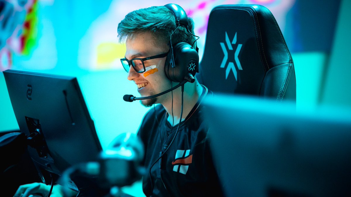 ATUALIZADO tweet media