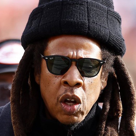 updatecharts's tweet photo. 🚨 AGORA!: Jay-Z foi oficialmente acusado de ter ESTUPR4DO uma menina de 13 anos em 2000 junto com o Diddy, de acordo com a NBC News https://t.co/3xL0ZejLDg