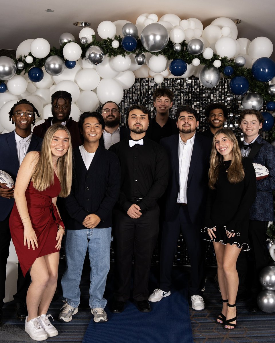 HynesView's tweet photo. Great night to celebrate this incredible season. 

Can’t wait to cap it off at the @FenwayBowl ! https://t.co/oG3AQDjqGq