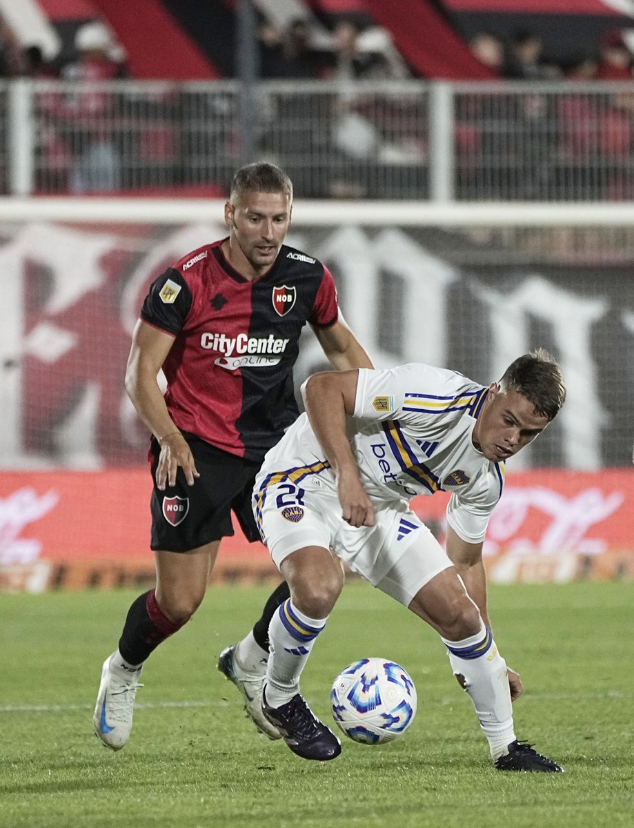 Boca le ganó a Newell's y quedó a un paso de la Libertadores Miramón en Boca vs Newell's.