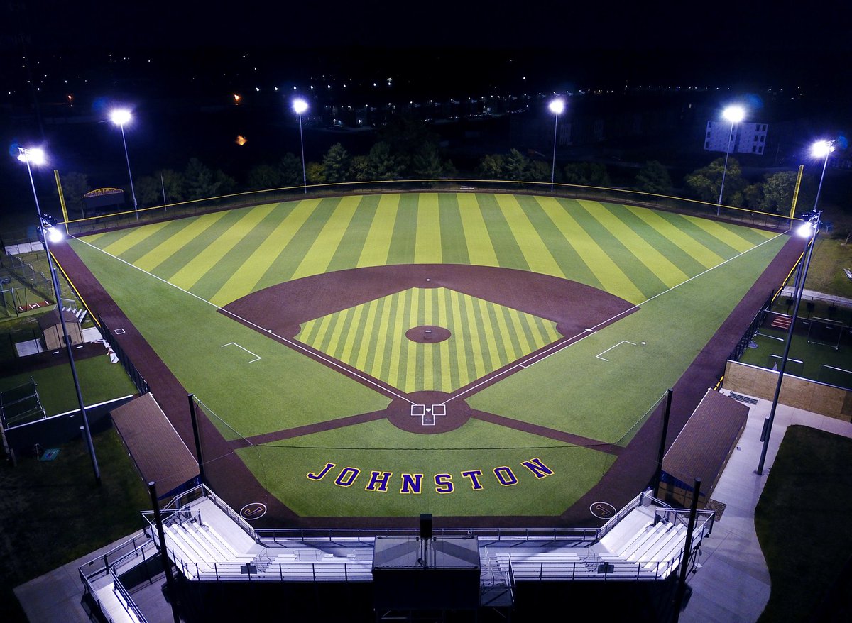 HSBaseballField's tweet photo. Johnston High School (Johnston, Iowa) #GoDragons @JohnstonDragons @PrepBaseballIA @JohnstonCSD @iahsbb @keithmurphy @JCSD__Athletics @IAHSBCA #HsBaseballFields https://t.co/F3vvEXRJLP