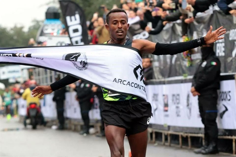 Monterrey Marathon Winner 🥇