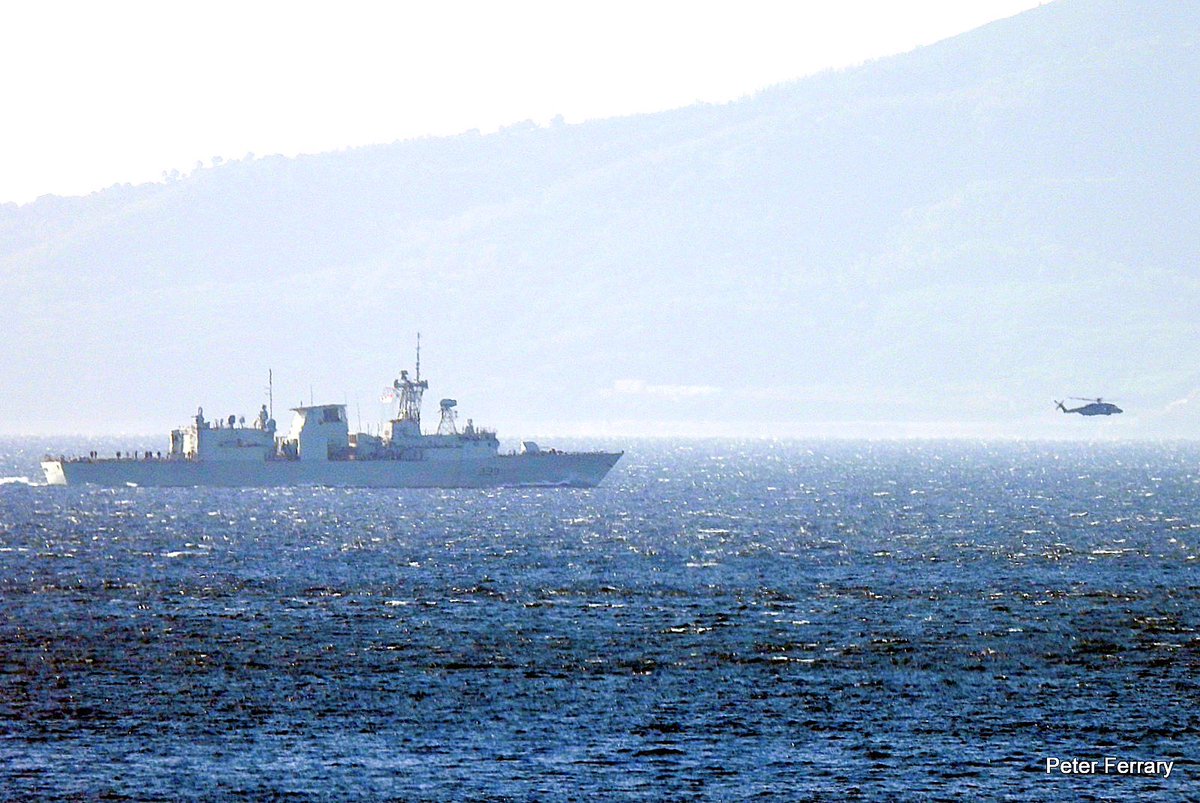 WarshipCam's tweet photo. HMCS Charlottetown (FFH 339) Halifax-class frigate westbound in the Strait of Gibraltar - December 8, 2024 #hmcscharlottetown #ffh339 

SRC: TW-@PeterFerrary https://t.co/hpLAfWvZxE