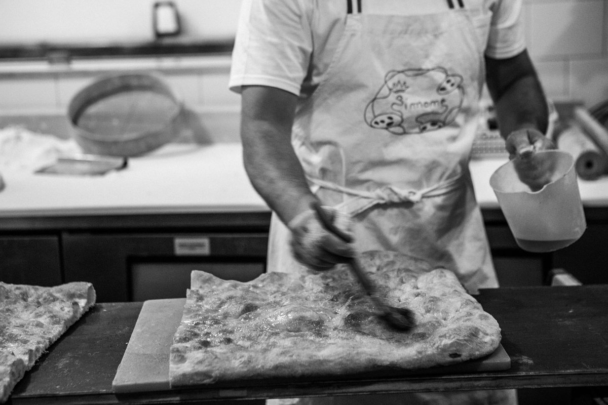 PratoBakery's tweet photo. Preparing an Italian dough is a gesture of art and love. 
https://t.co/gC2lGGiBQt

#pratobakery #schiacciata #tuscantradition #authenticflavors #supportlocal #15years #foodheritage #italianbakery #tasteoftuscany #culinaryart https://t.co/DVGt7PdzTb