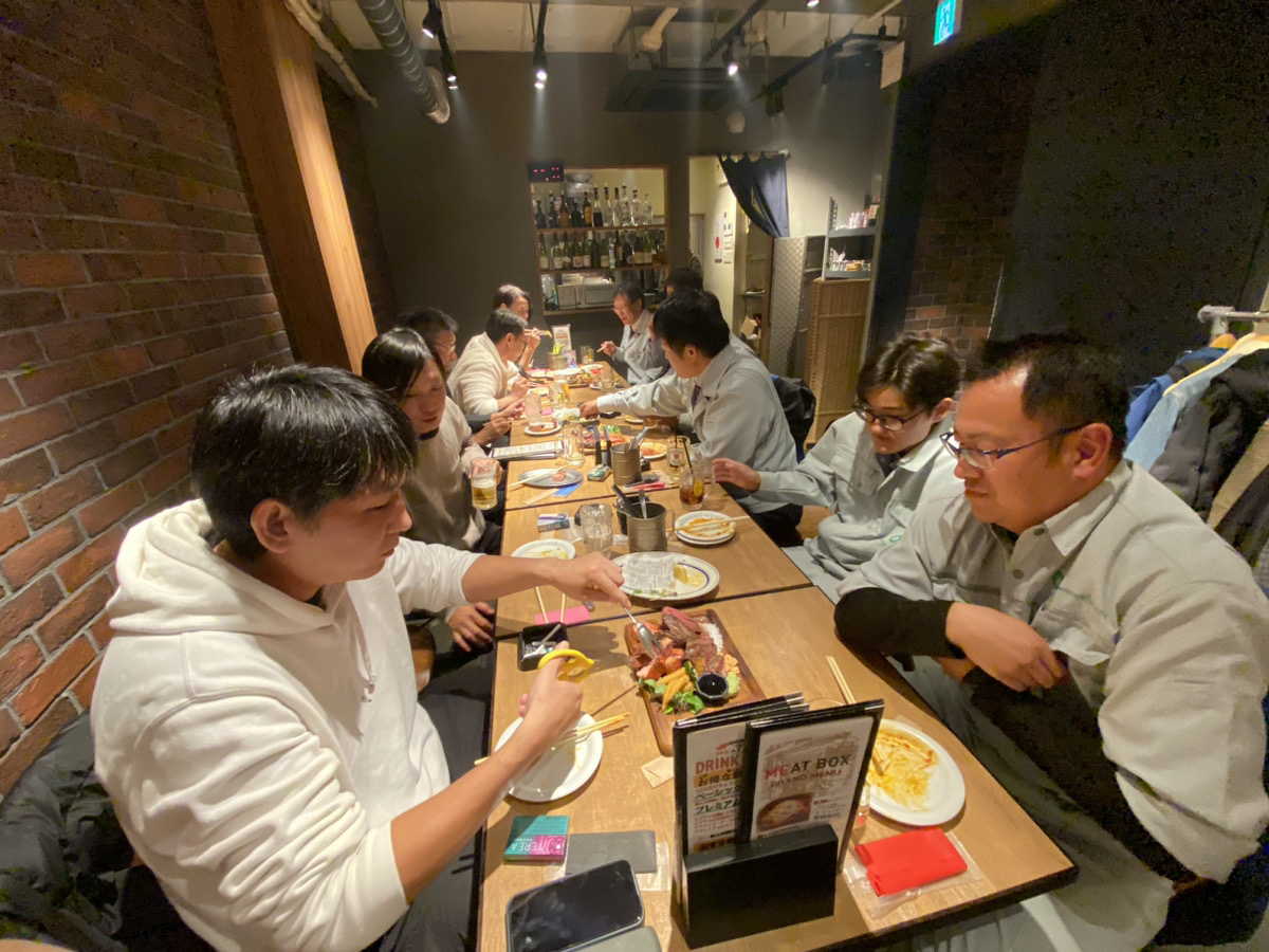 miharasankyo's tweet photo. 繫忙期もあっとゆう間に過ぎ
気付けば今年も後１ヶ月👀！！

先日会社の忘年会がありました🫶
飲んで食べて沢山笑って笑って笑って
あっとゆう間に楽しい時間が過ぎました🥳

残りの時間も頑張って働くぞ～🐘✨ https://t.co/8Dwg0d2AFP