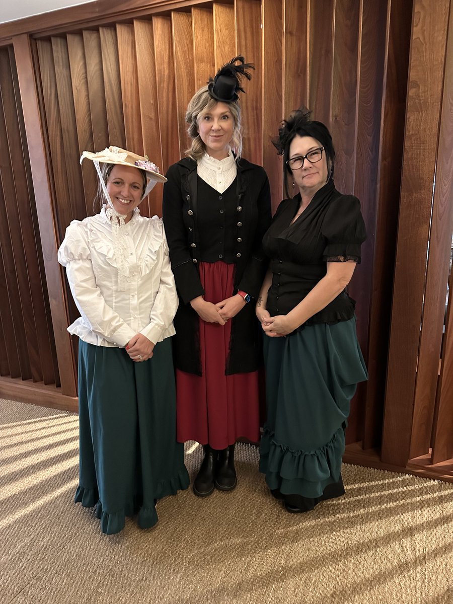 Lauren Vincent tweet media