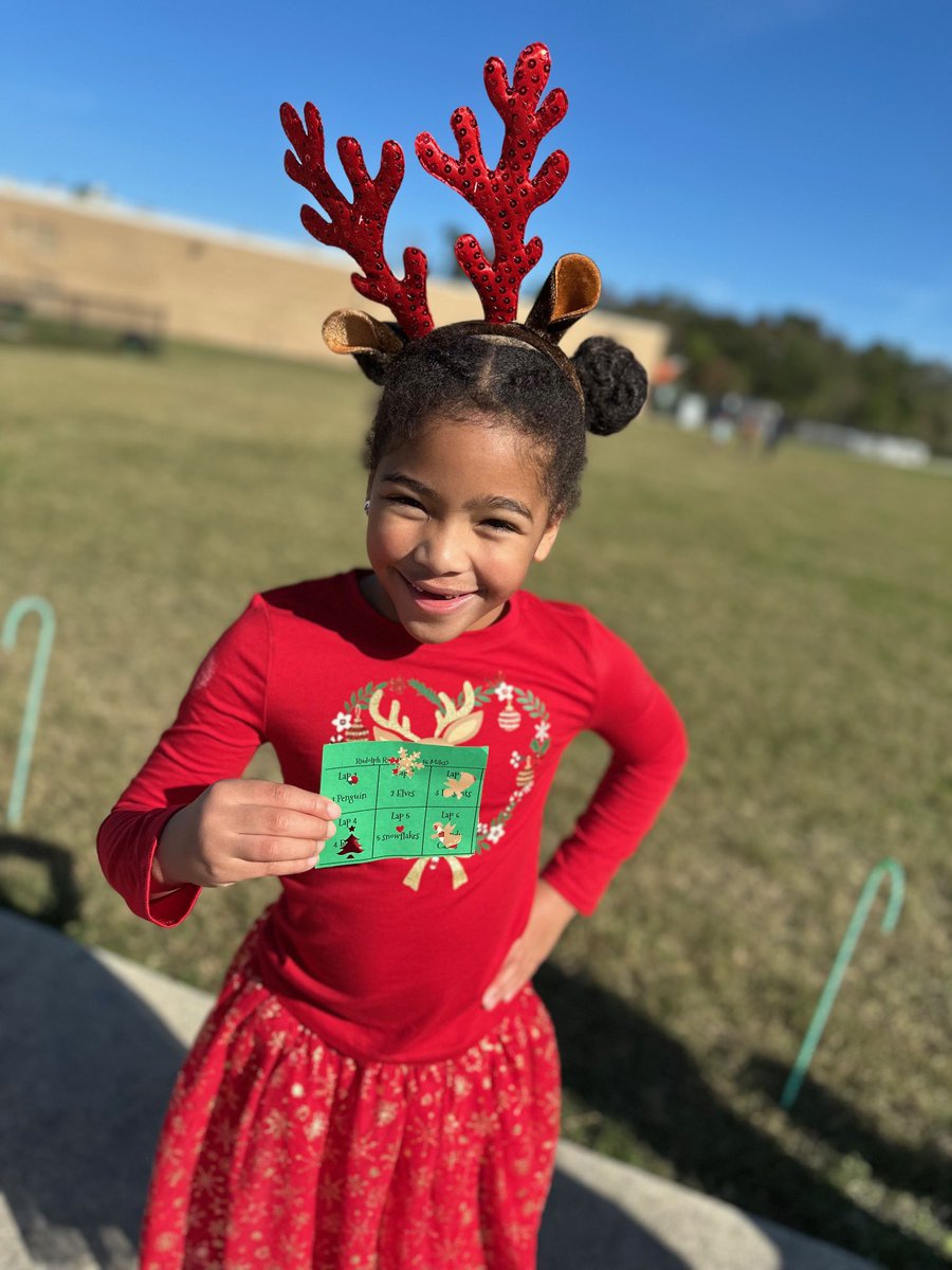 Our grizzlies worked hard to complete their 2024 Reindeer Run! Way to go! <a href="/HumbleISD_GE/">Groves Elementary</a>