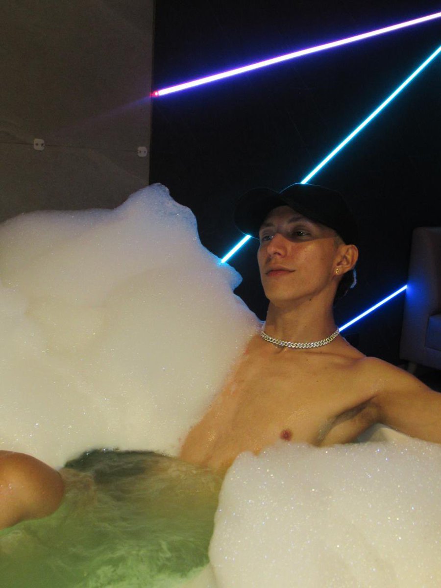 James Torres tweet media