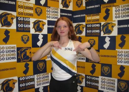 It’s official! Teagan Walker has committed to TCNJ, congrats and good luck as you continue your academic and athletic journey, Teagan! 💙<a href="/Ewing_Athletics/">Ewing Athletics</a> <a href="/TheEwingSchools/">Ewing Public Schools</a> <a href="/trackmercer/">Track Mercer</a>