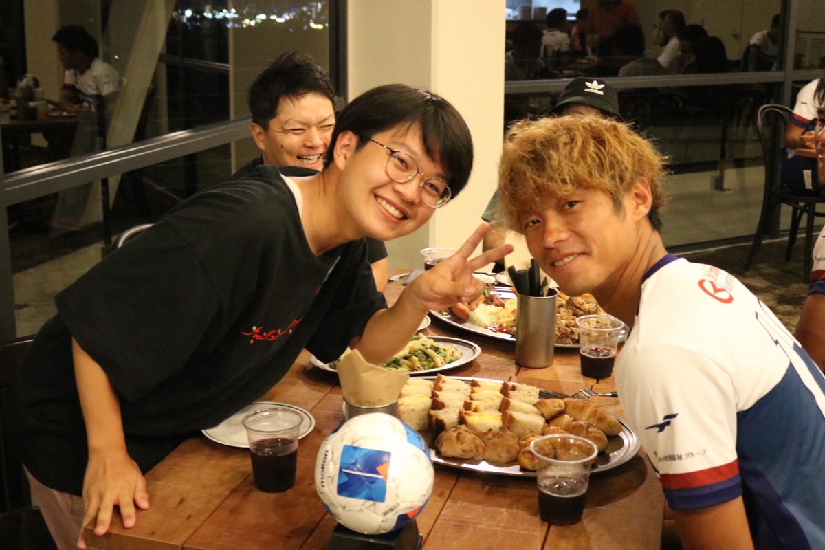 CentoCuore's tweet photo. ／
鵜飼亮多選手 契約更新✨🔥
＼

コメント💬
「今シーズンも多大なるご支援、ご声援ありがとうございました。来シーズンもこのチームでプレーさせていただくことになりました。CentoCuoreHARIMAに関わる全ての人に…」

続きは👉https://t.co/l1uwWiQXBH

#CentoCuoreHARIMA
#チェントクオーレハリマ https://t.co/qqsLxAwLRQ
