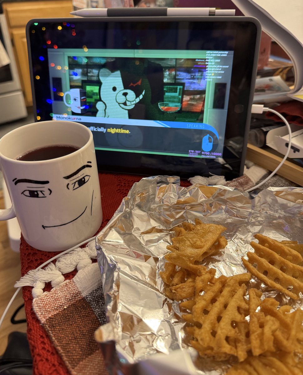 deareIIa's tweet photo. i’m watching a talking roblox mug play a murder mystery… my life is lit‼️🗣️ https://t.co/KqCpnxgUJq