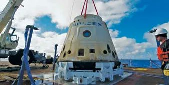 TammiMinoski's tweet image. #OTD 2010: @SpaceX became the first commercial company to release a spacecraft—the #DragonCapsule—into orbit and successfully return it to Earth.