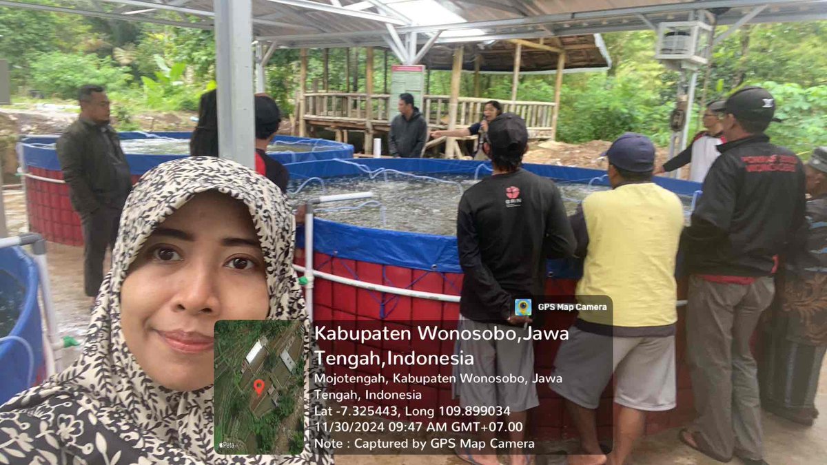 IstiAnggih's tweet photo. Sabtu (30/11/2024), Anggih Isti, Luhkan Kab.Wonosobo mendampingi pelatihan budidaya Bioflok di Pokdakan “Mina Tirta Wening”

#GiatLuhkanSatminkalTegal 
#luhlapor 
@PKBLU_bp3tegal https://t.co/0FdPabG6It