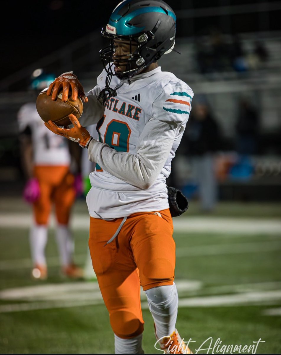 AndrewHerron_'s tweet photo. Finished my last hs football game of my freshman year 2 fridays ago. Getting back for my brothers next year no doubt๐ฏ#year1 #labtime๐งช https://t.co/ju0uuZ14ic
