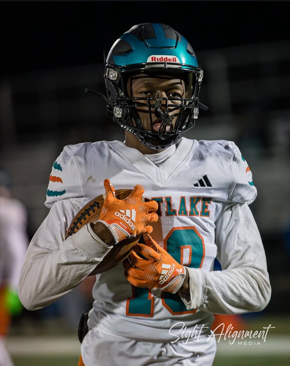 AndrewHerron_'s tweet photo. Finished my last hs football game of my freshman year 2 fridays ago. Getting back for my brothers next year no doubt๐ฏ#year1 #labtime๐งช https://t.co/ju0uuZ14ic