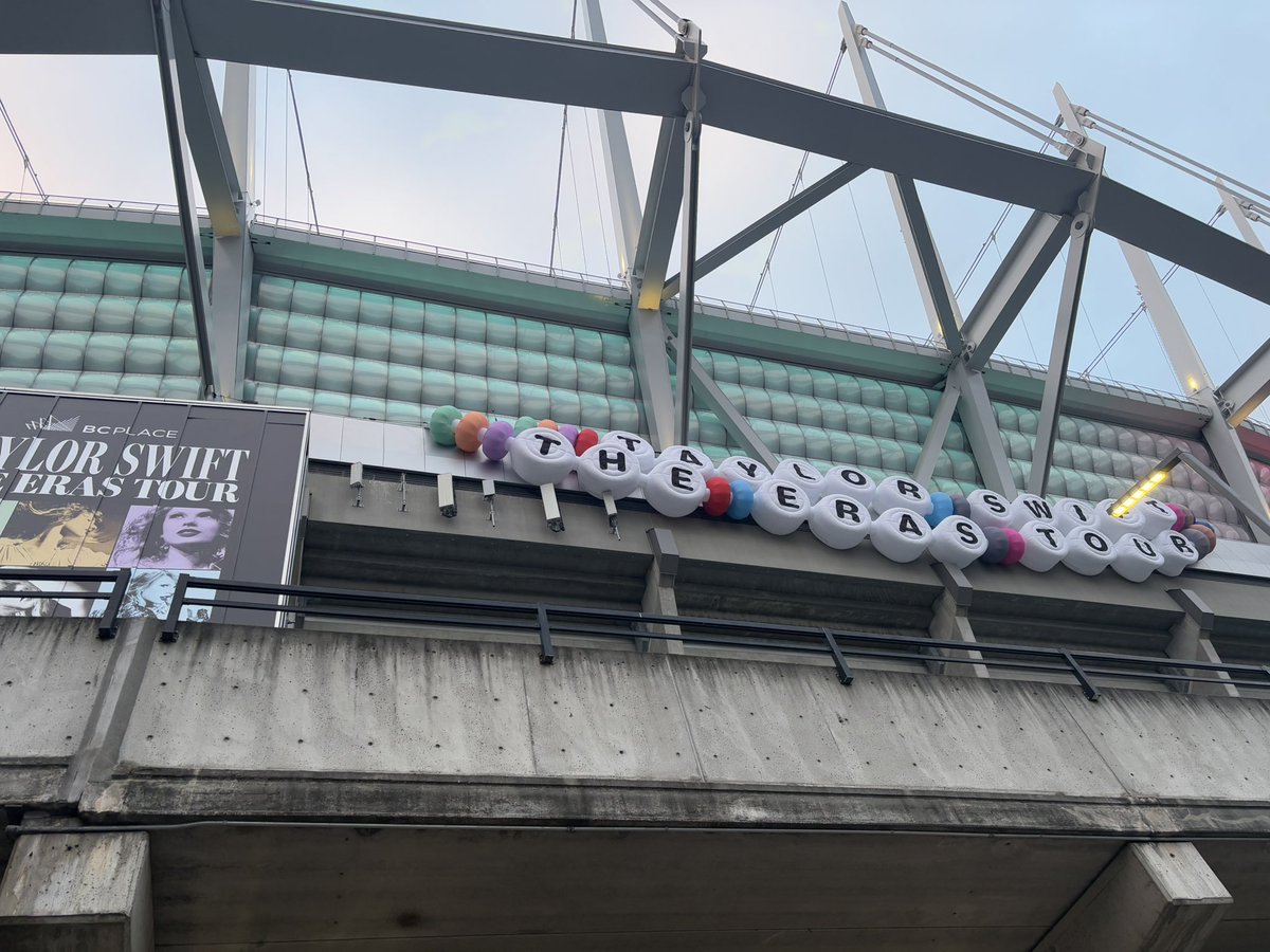 Tonight's the night when we forget about the heartbreaks. Oh #ErasTour—what a journey it’s been! I had the time of my life #fightingdragons with you.🫶 Here’s to unforgettable #Forever&amp;Always moments, epic music, and the #AllTooWell memories. 💖#VancouverTSErasTour #TSTheErasTour