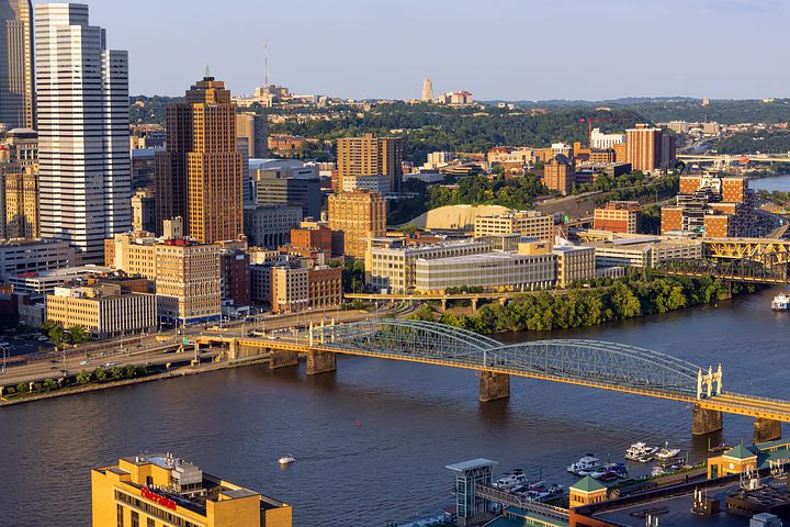 PittsburghBeaut's tweet photo. The #PittsburghBeautiful image of the night.  Enjoy!
#Pittsburgh https://t.co/umtk70SFAN