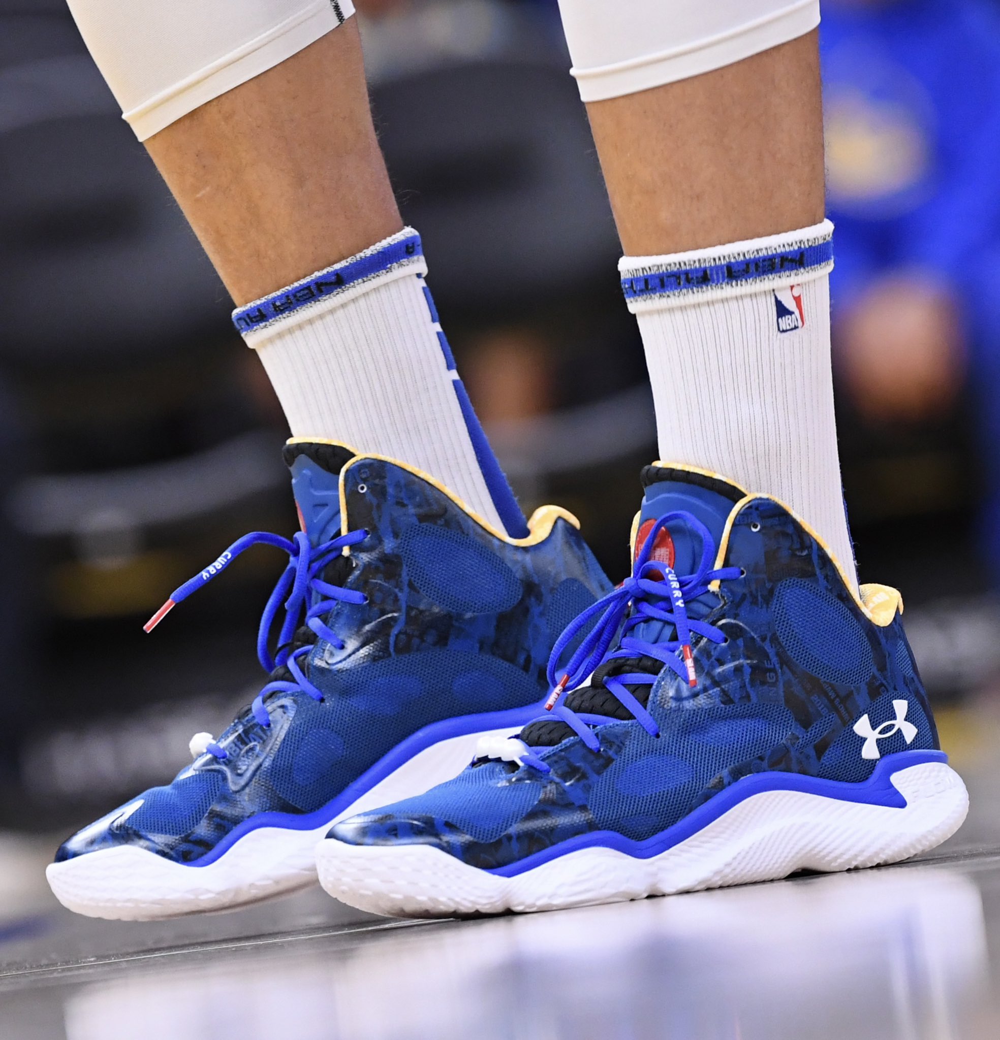 Shoes nba 218 deals