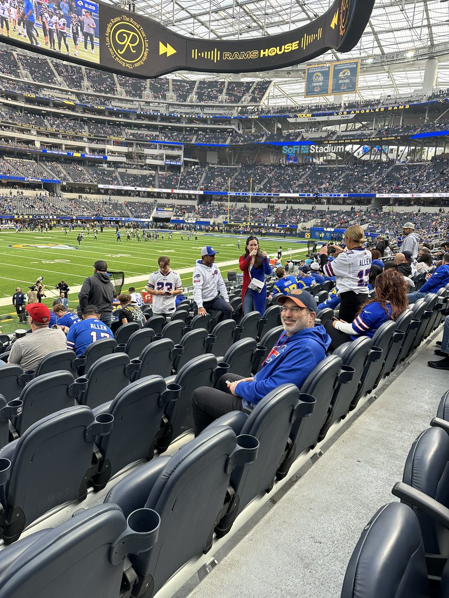 Sara Cholhagian Ralston tweet media