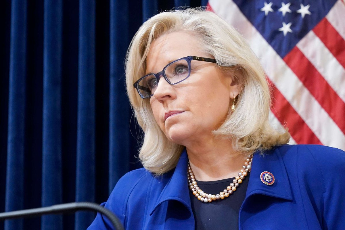 Liz Cheney: "Donald Trump’s suggestion that members of Congress who later investigated his illegal and unconstitutional actions should be jailed is a continuation of his assault on the rule of law and the foundations of our republic."

RETWEET if you stand with Liz Cheney!
