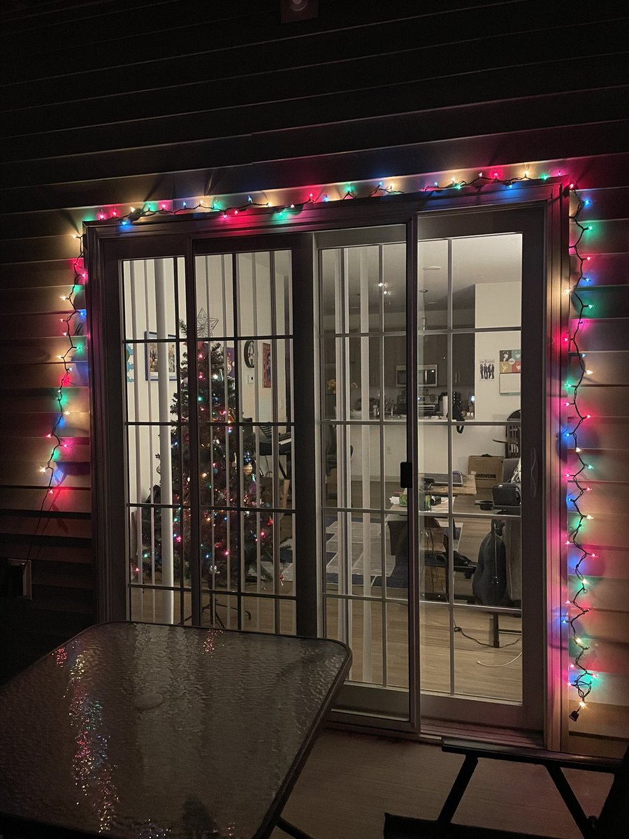 MarioFanGirl93's tweet photo. Here it is ladies and gentlemen! Our very first Christmas tree in our apartment along with decorating the front and the patio! Looks like our work is done! What do you think? https://t.co/3MXkFeTF9B