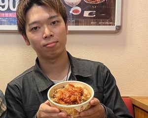 livedoornews's tweet photo. 【2019年から】1800日以上「すき家」に通い続ける男性、健康状態を聞いてみた
https://t.co/1zXEsWd2BA https://t.co/08dL0q6Etg