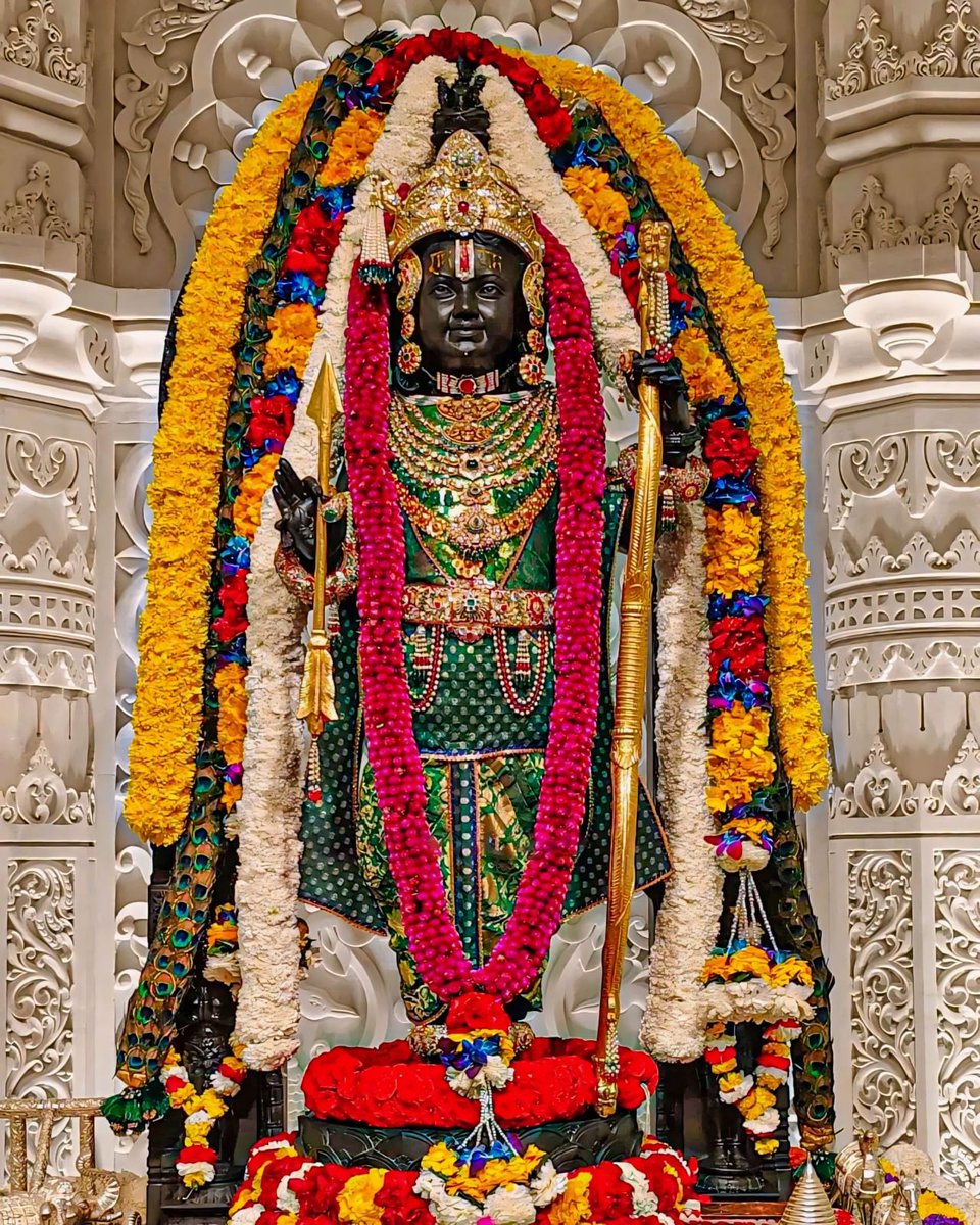 सियावर रामचंद्र जी की जय हो
रघुपति राघव राजा राम🚩

सुप्रभात वंदन🙏