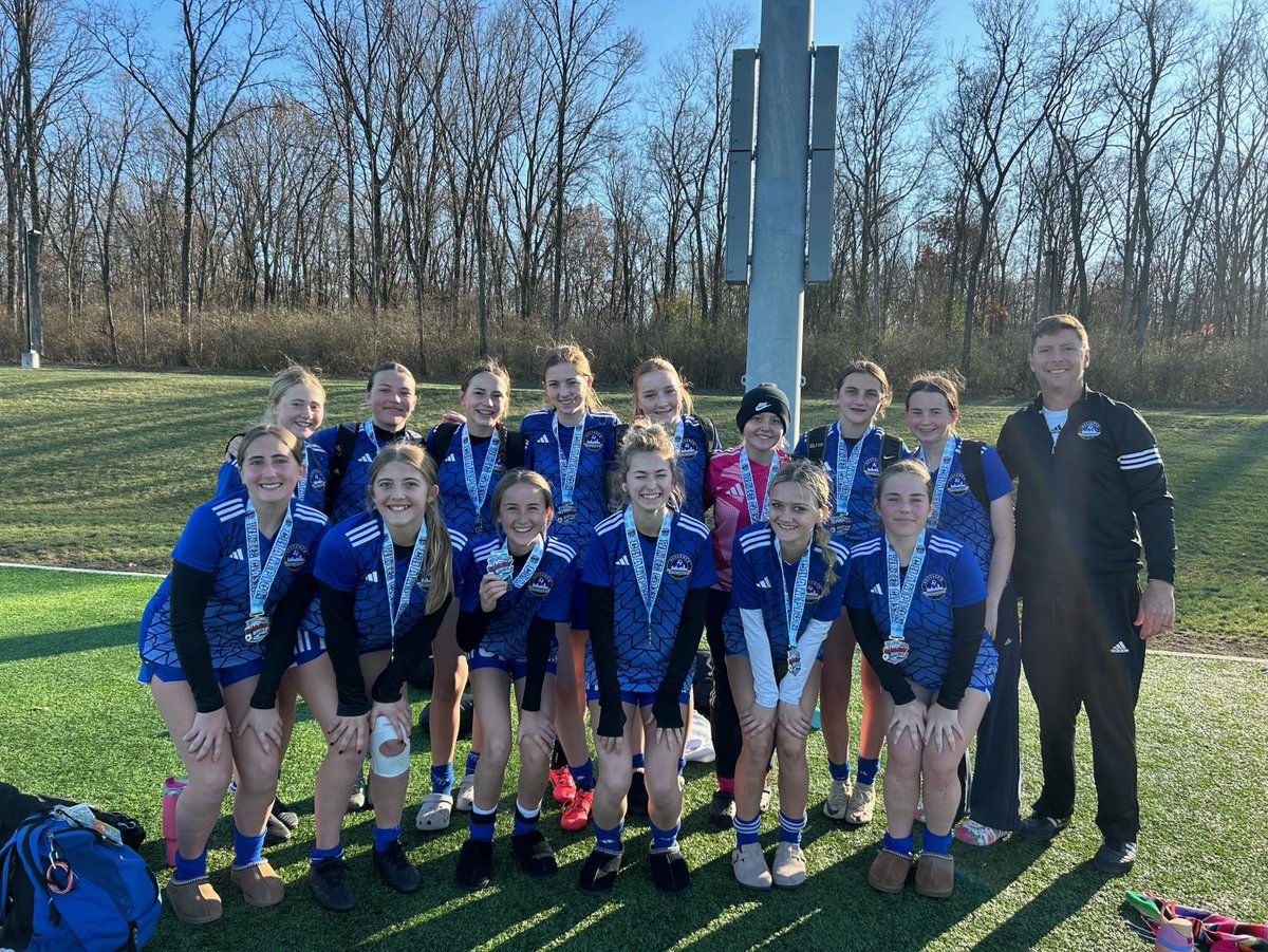 ACSCG2010's tweet photo. Alliance Cincinnati G2010 Gold finish out the weekend winning the championship at the Cincy winter classic today beating FOSC G10 Premier 1-0 in the final. Super proud of these young ladies and the work they put in this weekend! https://t.co/MFUviwKDiM