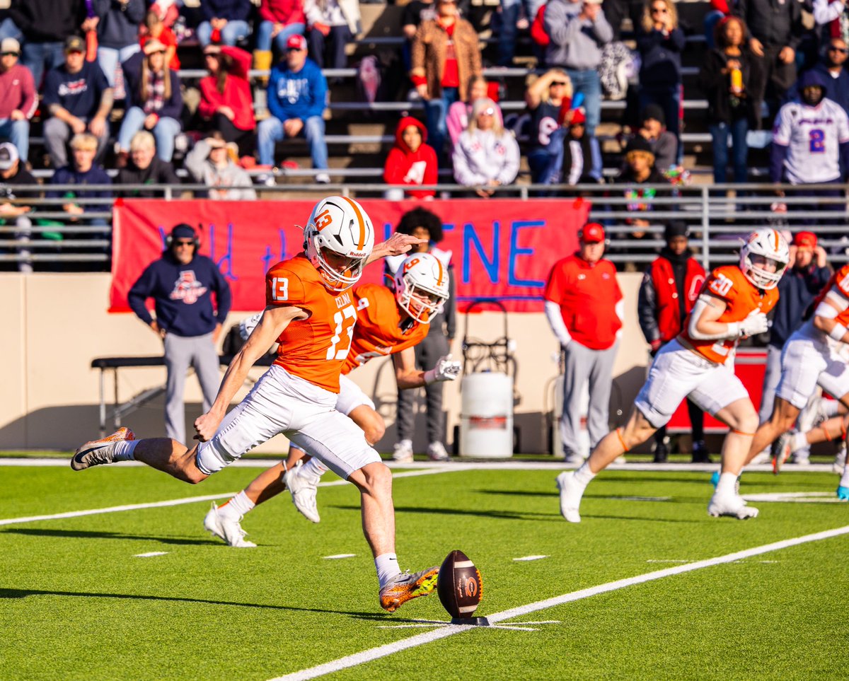 14-0➡️Regional Champs
-Moving onto state semifinals
<a href="/BradyBowmer/">Brady Bowmer</a> 📸