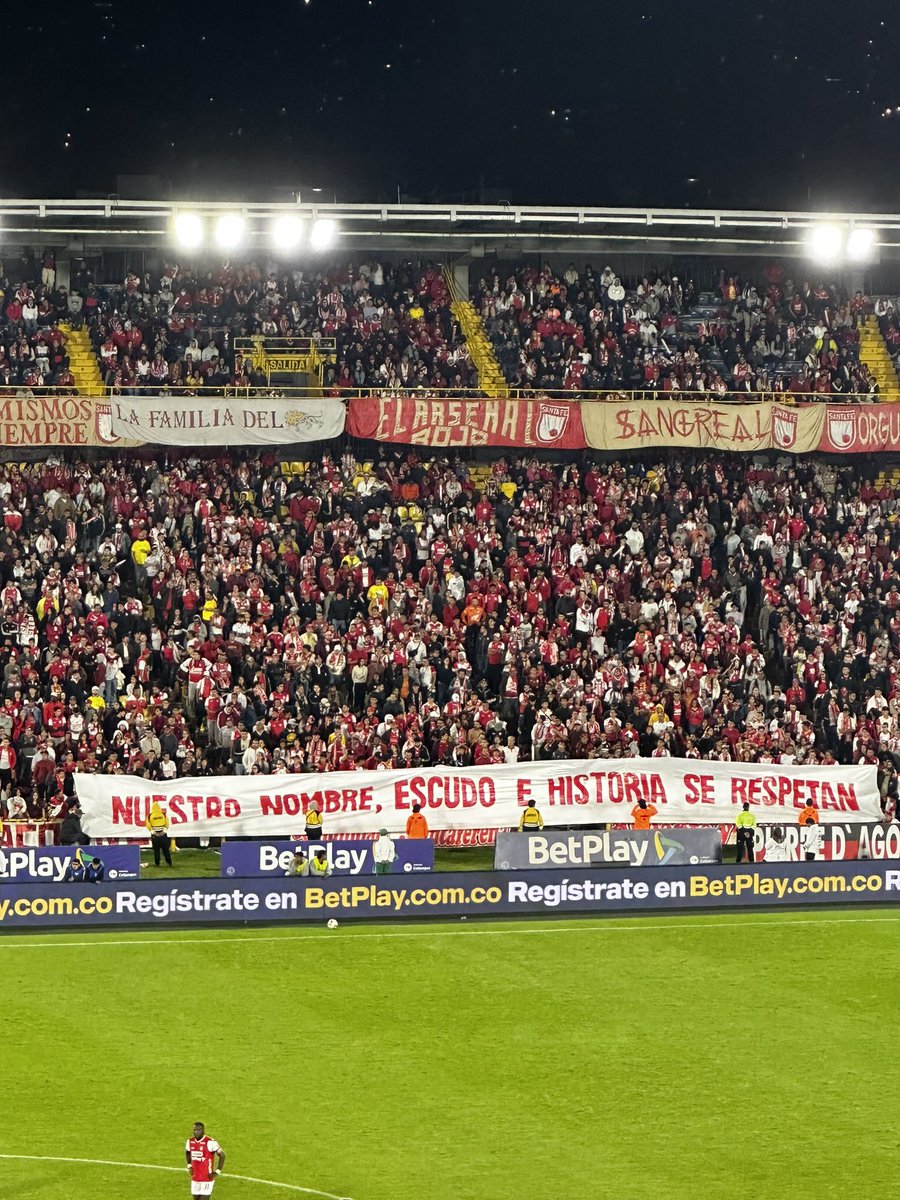 ImMittzeL's tweet photo. @SantaFe Que se vayan todos. https://t.co/qrkXjrQlp6
