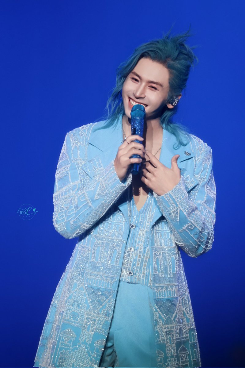 105forZZH's tweet photo. 241116 ZhangZhehan Primordial Theater II Concert in Seoul📷

#ZhangZhehan 
#ZhangZhehan张哲瀚
#张哲瀚 #張哲瀚 #ZZH 
#チャンジャーハン 
#장철한 #จางเจ๋อฮั่น
#zhangsanjian
#张三坚
#TheRealZhangZhehan 
#zhangzhehan_super3
#WordOfHonor 
#山河令 https://t.co/rbkOteiAJM