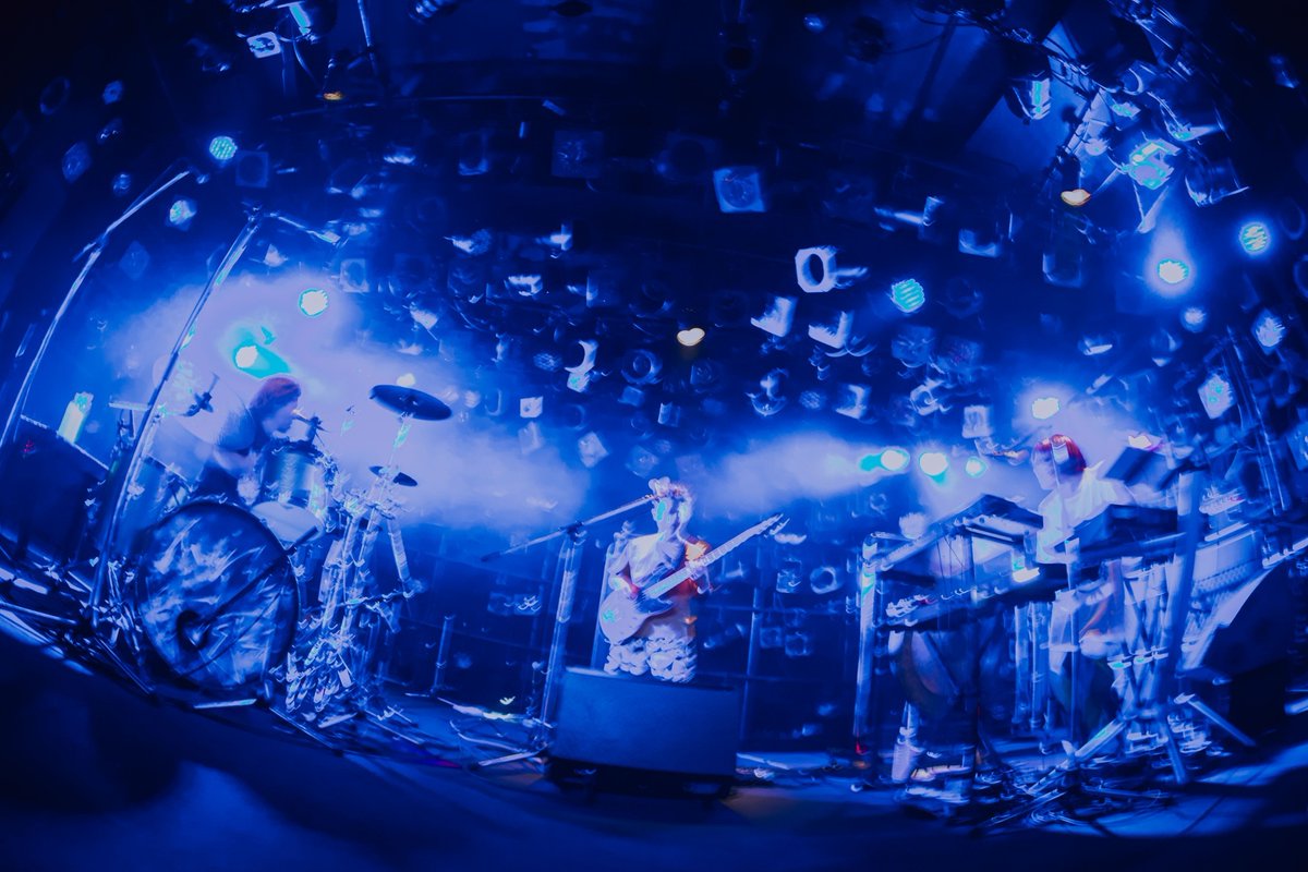MLG_band's tweet image. 【20周年ワンマン!】
2025年12月9日(火) Zepp Shinjuku
『つよし生誕祭2025』
OPEN 18:30 / START 19:30
Adv. ¥4,500- / 学割.¥2,500- (共に別途1ドリンク)
【出演】
モーモールルギャバン
※入場順 Fanicon会員 → 手売り → プレイガイド
最速抽選先行 本日22:00〜
t.pia.jp/pia/artist/art…