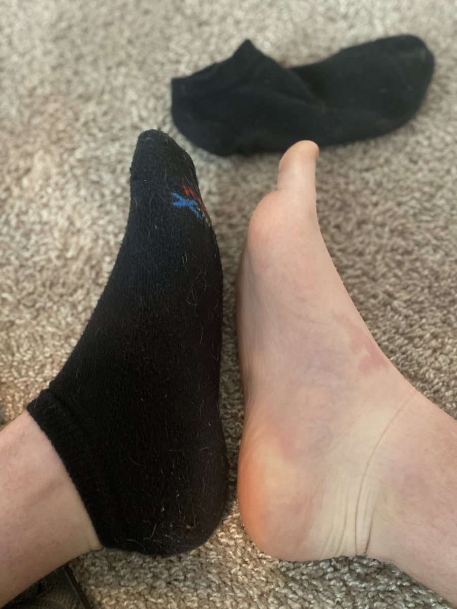 Wiff, send, wiff, send. 

That's all you exist for.

Say it slowly.

#feet #malefeet #feetfetish #findom #gayfeet #straightfeet #malefeetfetish #malefootfetish #feetlover #smellyfeet #barefeet #findom #cashmaster #feetworship #master #alpha #paypig #feetboys #footmaster #feetpic