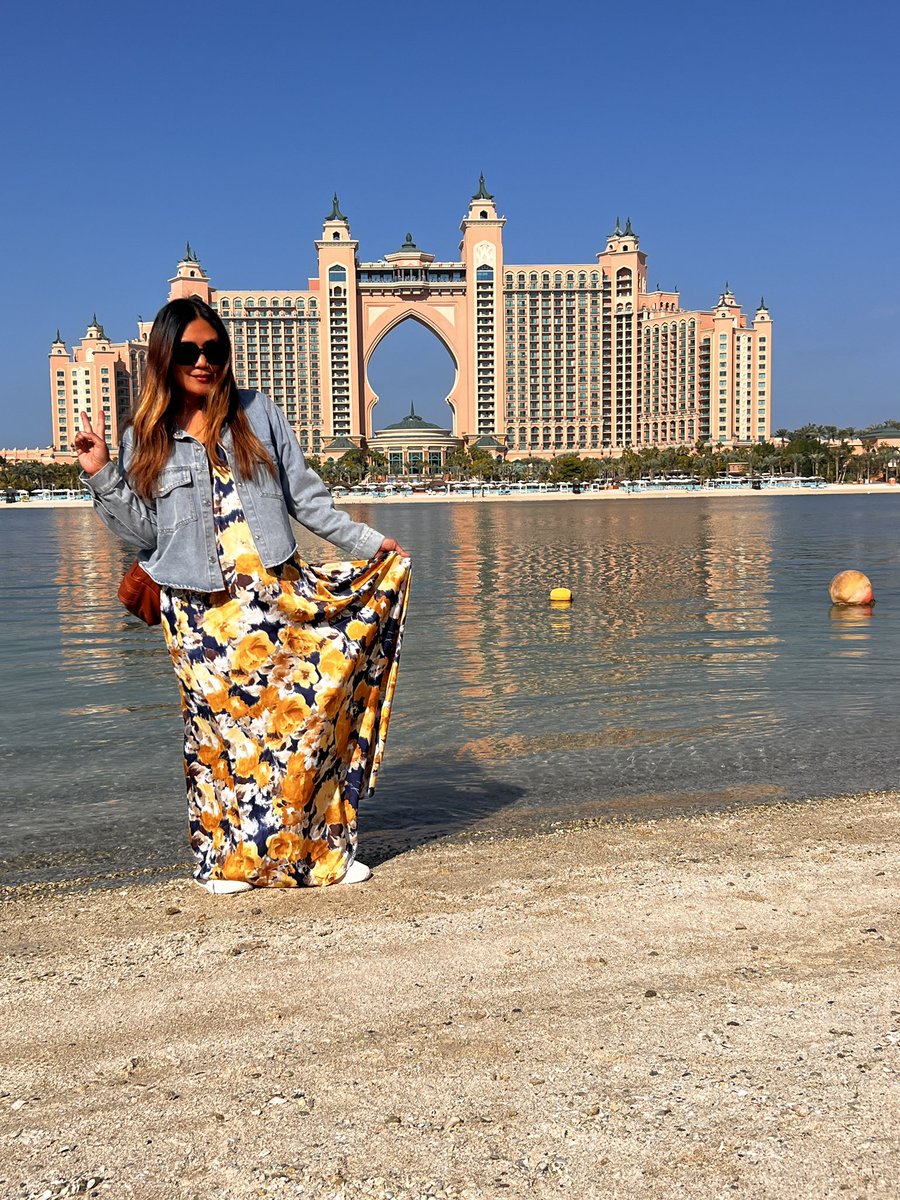 marlahedera's tweet photo. #dubai #hellodubai https://t.co/OECfe3U7AA