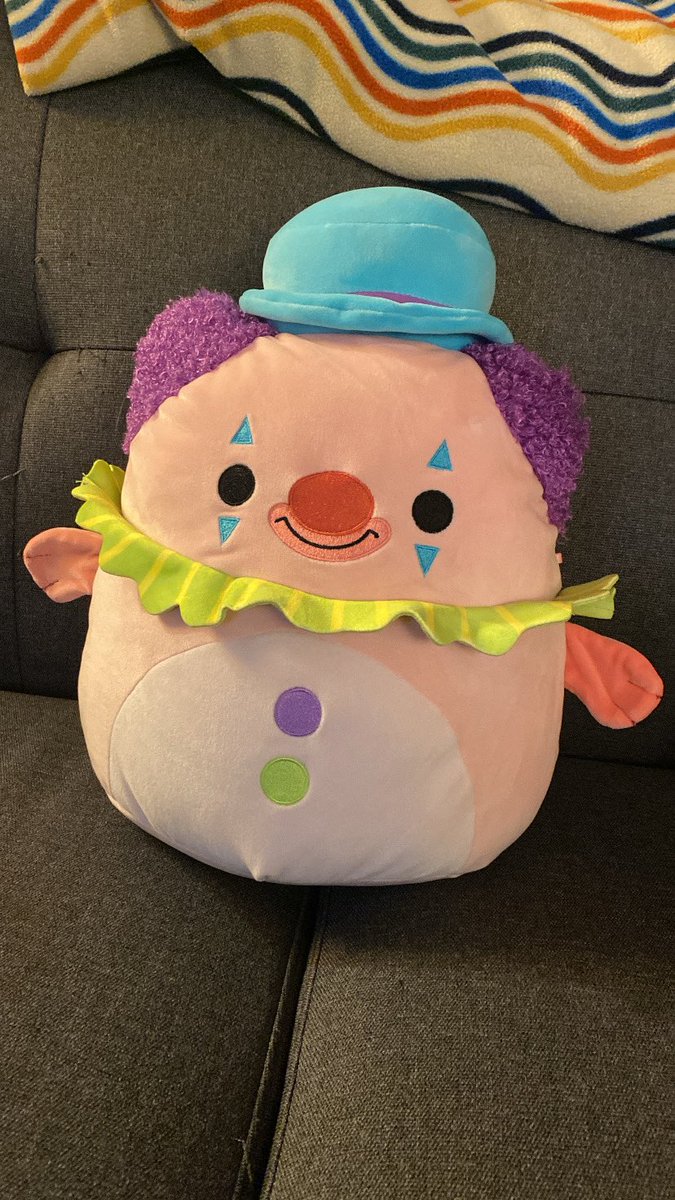 scored a new buddy for ziggys clown collection :-) it was only $10 !!