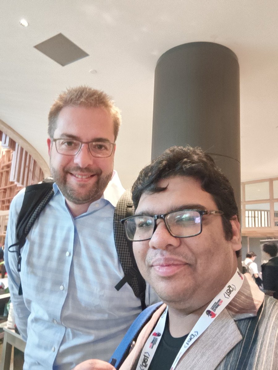 forhemant's tweet photo. Just met @Dries at @DrupalConAsia, eagerly waiting for driesnote to hear about new surprises. https://t.co/E1qAp9bUzn
