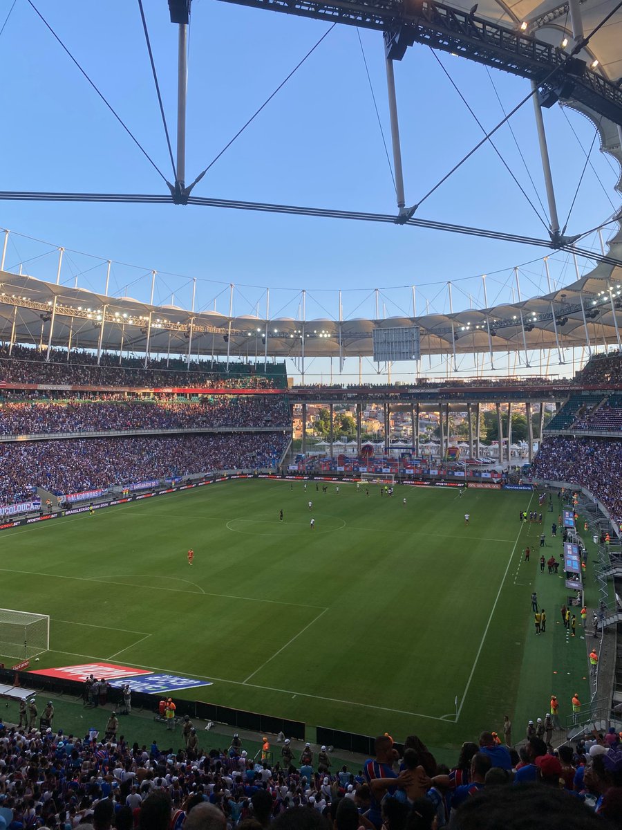 iquebbmp's tweet photo. só vim aqui registrar essa tarde histórica para o esporte clube bahia, time do meu coração. amor imensurável. libertadores! https://t.co/nYg5KerXuh