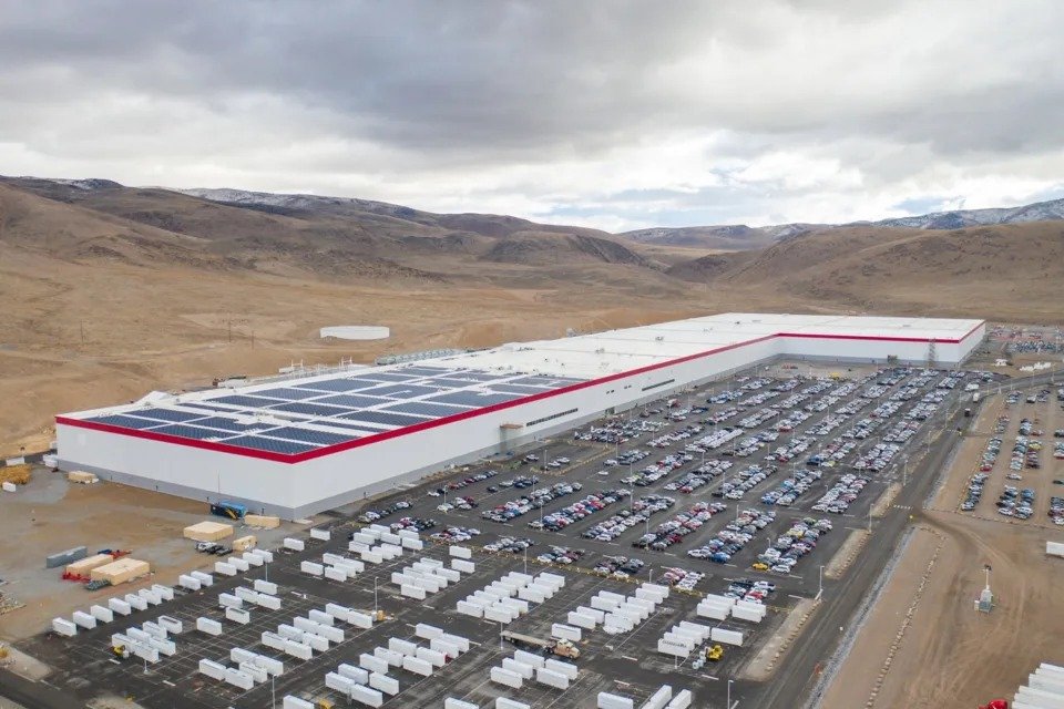 Mario Nawfal tweet media