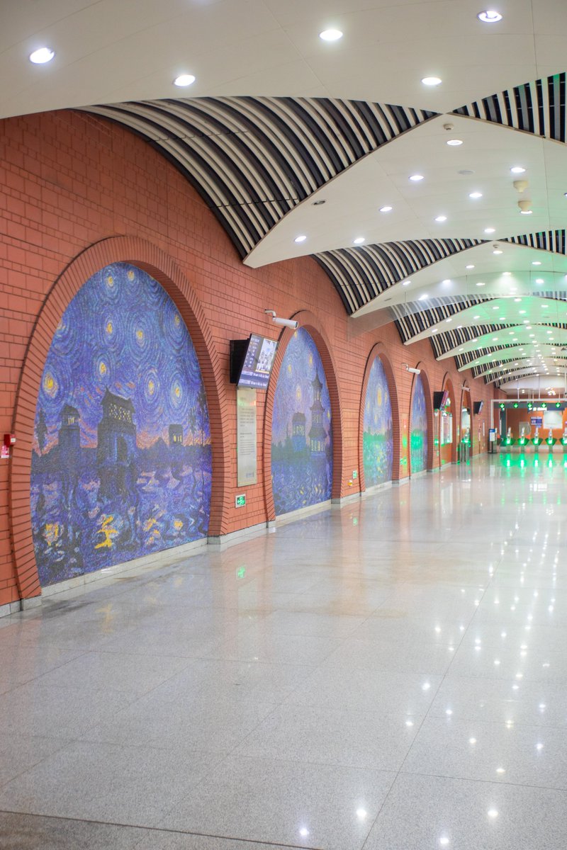 VisitBeijingcn's tweet image. Discover the charm of Liaogongzhuang Station, a highlight of the west extension of #BeijingSubway Line 6. With striking circular patterns and 8 vibrant mosaic murals, this station turns underground travel into an artistic journey. #VisitBeijing #ArtInTransit