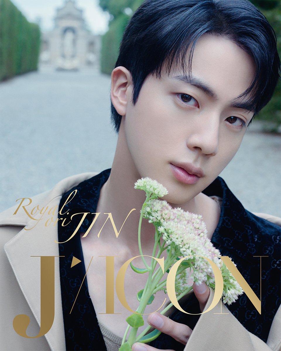 DiconJin's tweet image. 밀라노의 작은 베르사유, 그곳에서 진의 가장 우아한 자태를 담았습니다. 그가 저택에서 보낸 나른한 오후, 성대한 생일파티, 정원을 뛰며 사유한 순간들까지.

그에게 가장 고귀한 것이 무엇인지 물었습니다. 진은 골똘히 생각하다가, 예상과는 조금 다른 이야기를 꺼냈습니다.

“제 인생에서 가장…