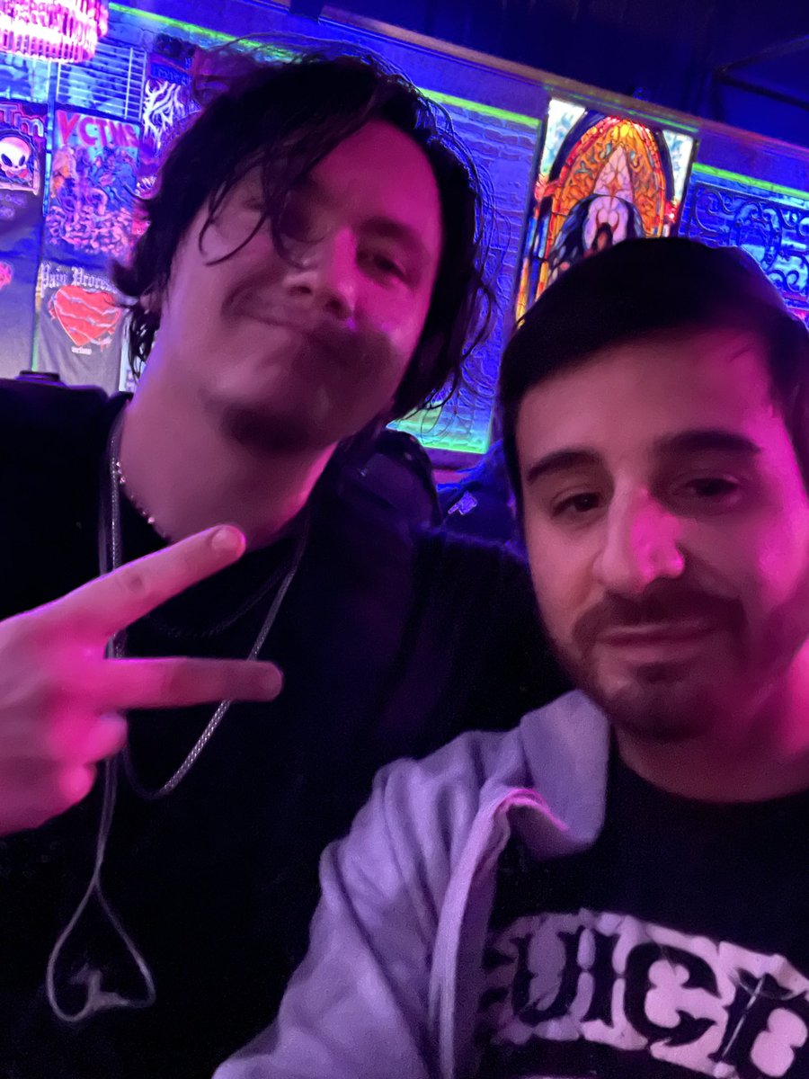 remembermob's tweet photo. @UABB &amp; @VCTMSIL such a great show https://t.co/sEG7YRI9HJ