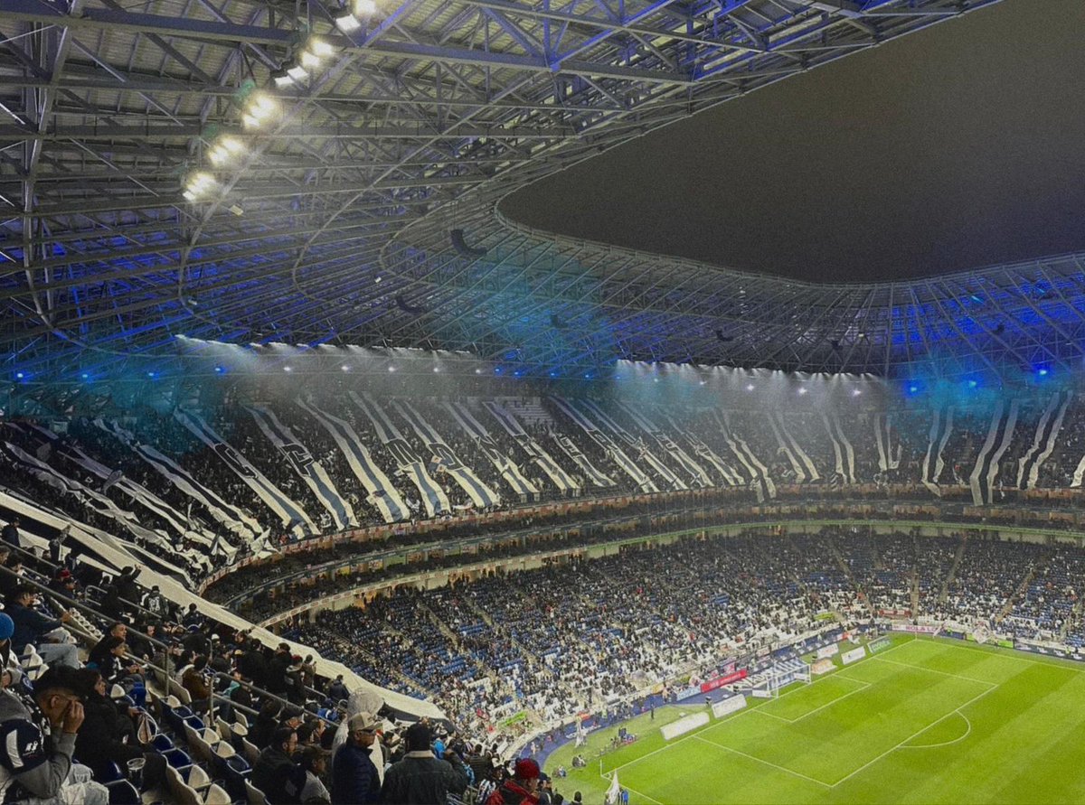 LAADICCIONCFM's tweet photo. 🏴󠁧󠁢󠁳󠁣󠁴󠁿 CF MONTERREY 🇫🇮 

Impresionante el empuje de la tribuna desde antes del partido, gracias a todos los que se sumaron para llevar el color a la tribuna, todo sumó, la banderas ondeándose… al frente Rayado y a lo que sigue…

Escuchen la fiesta que hace su gente🎶

#LaAdiccion🇫🇮 https://t.co/FaxZReIQF1